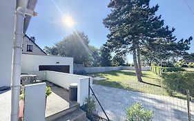 Escapade A 700M De La Plage, Parking Et Terrasse Le Capucin